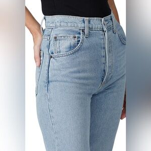 Reformation Cynthia high rise straight cropped jeans Toledo light wash 29 NWT